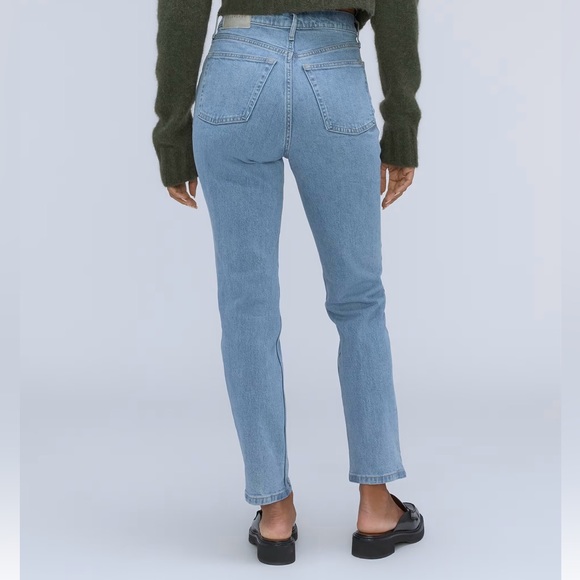 Everlane The Original Cheeky® Jean - Picture 4 of 6
